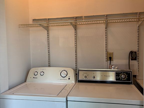 Laundry (in kitchen)