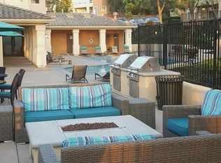 9818 Mercy Rd APT 6, San Diego, CA 92129