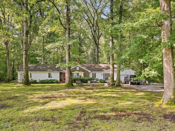 389 Dewitt Smith Rd, Pittsboro, NC 27312