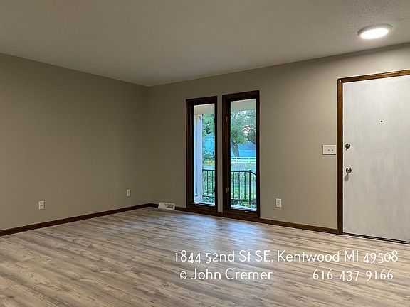 5th image of 1844 52nd St SE