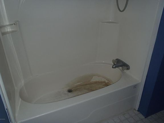 3rd image of 1866 E 24th St