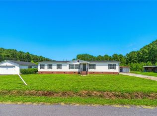 2349 Skeetertown Rd, Suffolk, VA 23434