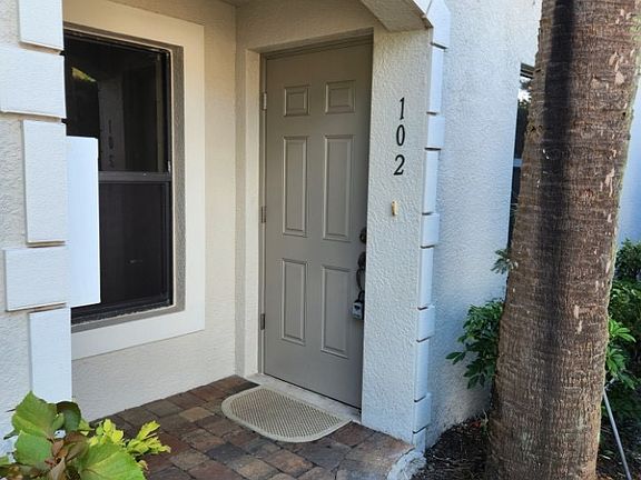 2nd image of 27000 Adriana Cir APT 102