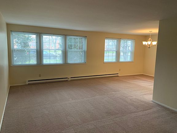 4th image of 20201 N Park Blvd
