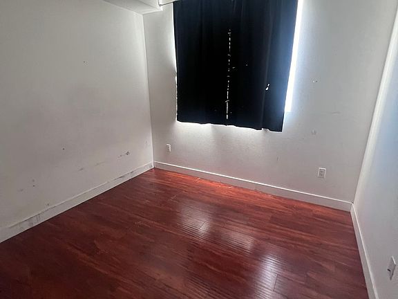 2nd image of 437 N Fries Ave #4