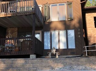 704 Shorewood Dr APT 1, Decatur, IL 62521