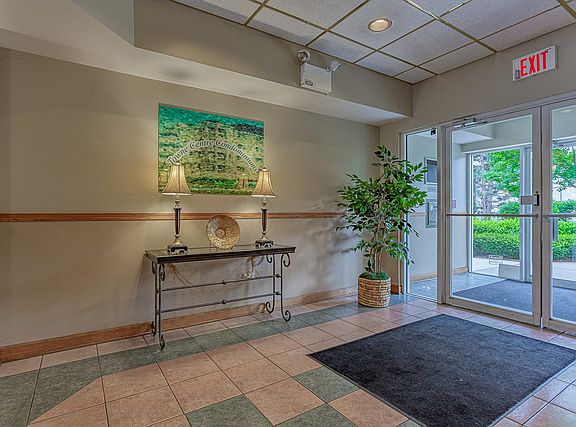 3rd image of 100 W Roosevelt Ave Unit 501