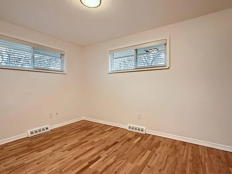 3231 Ammons Ct — Photo 3