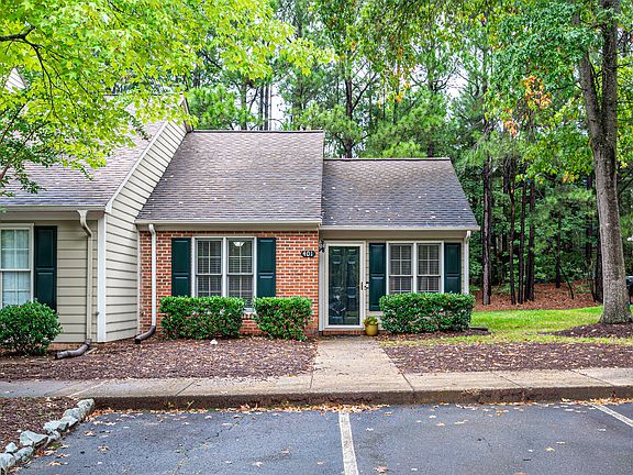 3rd image of 401 Gatehouse Ln