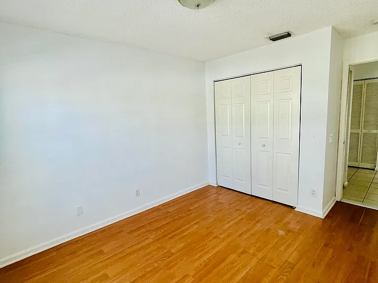 7093 Middlebury Dr #7093 — Photo 20