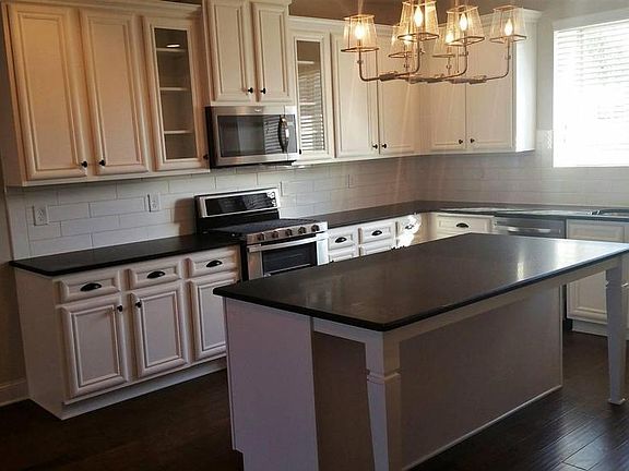 5th image of 431 Marietta Walk Ct