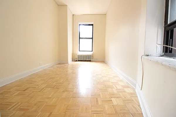 Rented by Luxor Homes & Investment Realty | media 42