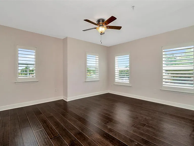 3213 Marcellus Cir — Photo 17