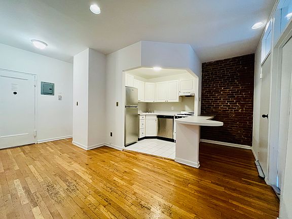 5th image of 532 E 83rd St APT 3R