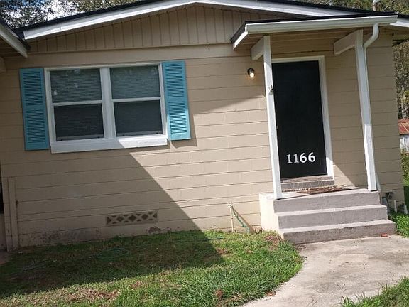 3rd image of 1166 Alta Vista St