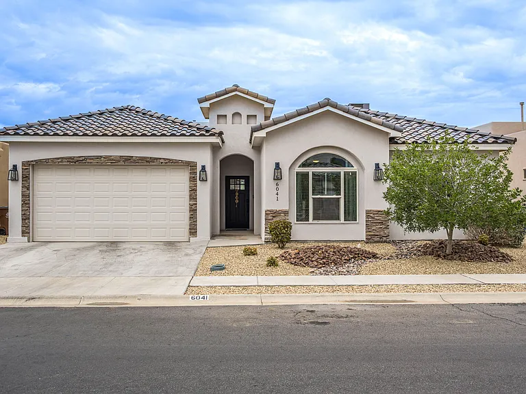 6041 Arosa St — Photo 25