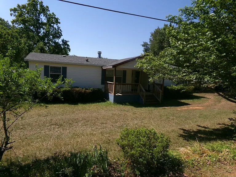 1015 Grassland Ct — Photo 2