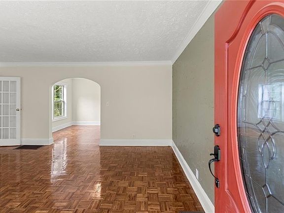 3rd image of 1098 Cascade Cir SW