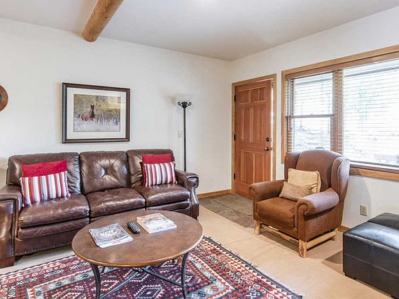 4th image of 690 Deer Valley Dr Unit 11