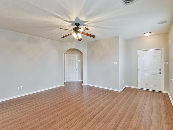 4th image of 6334 Applewood Forest Dr
