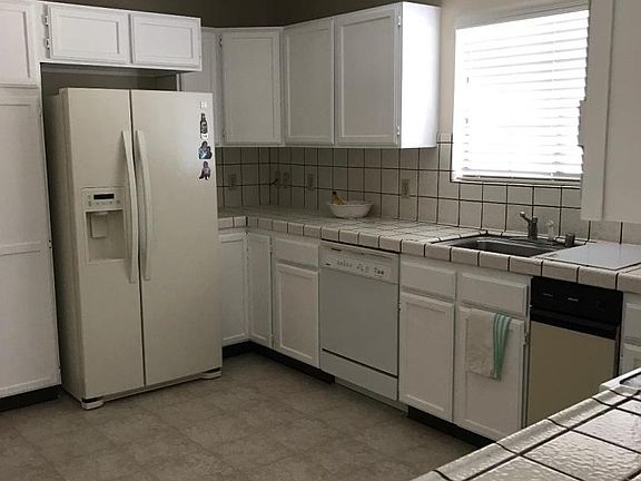 5th image of 607 Hawthorne Pl