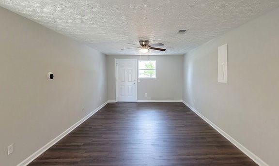 3rd image of 3813 N Bogan Rd NE #4A