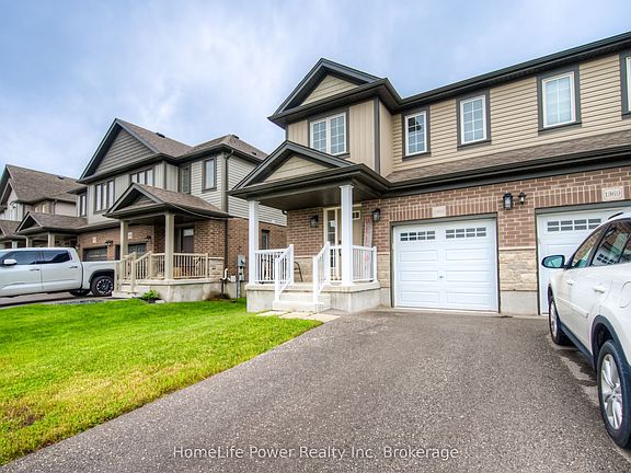 3rd image of 1365 Calais Dr