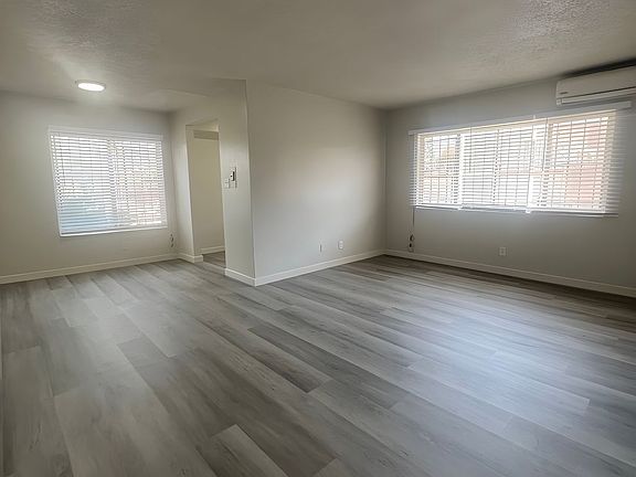 4th image of 1252 W 89th St APT 2