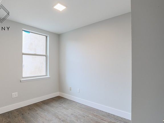 3rd image of 1918 Pacific St #2B