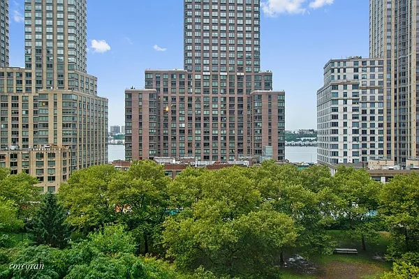 Sold by Corcoran | media 3