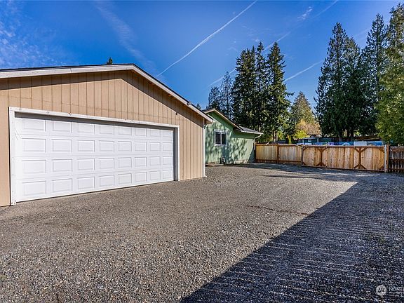3rd image of 7709 192nd Avenue E