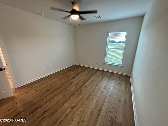 4th image of 210 Hester Way