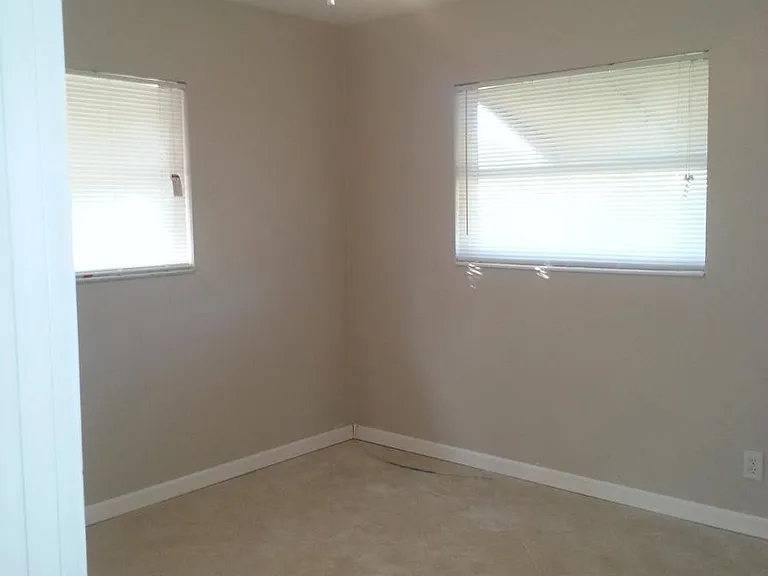 1500 NE 25th Ct — Photo 12