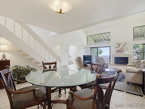 3rd image of 17814 Villamoura Dr