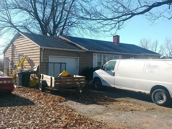 3rd image of 10509 E 40th St