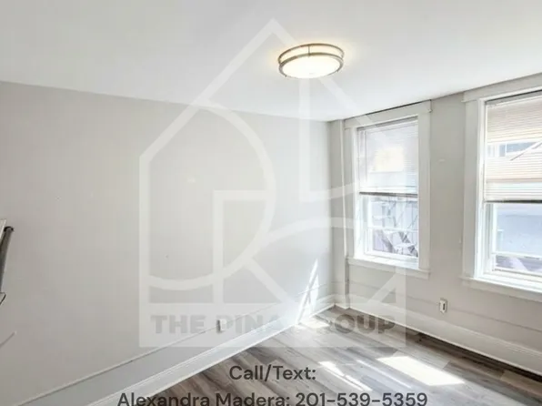 (undisclosed Address), West New York, NJ 07093