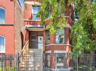 3322 W Congress Pkwy, Chicago, IL