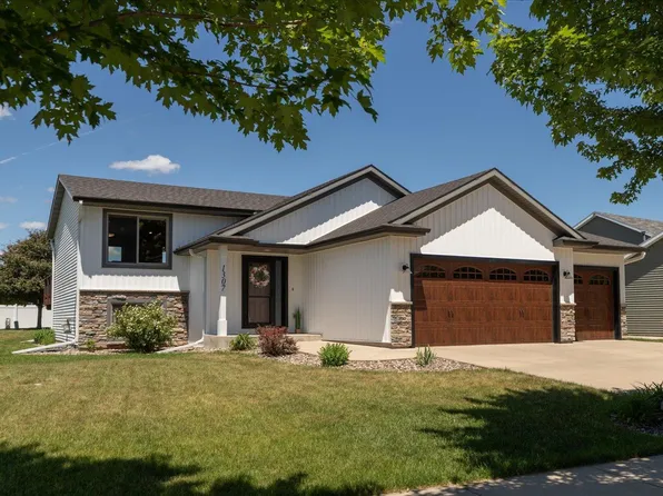 1307 3rd St NW, Kasson, MN 55944