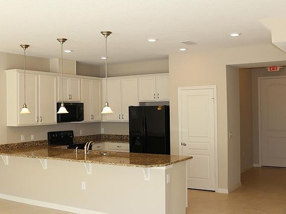 2nd image of 5120 Killarney Way