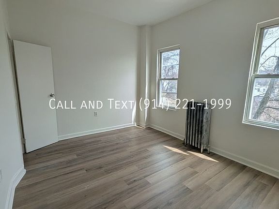 4th image of 26 Vineyard Ave
