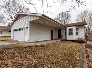 1726 19th St NE, Rochester, MN 55906