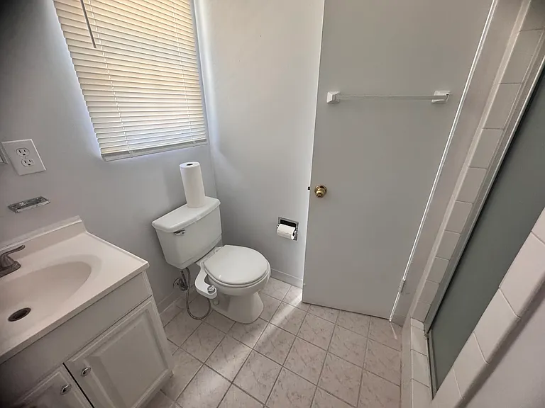17965 Cantara St — Photo 11