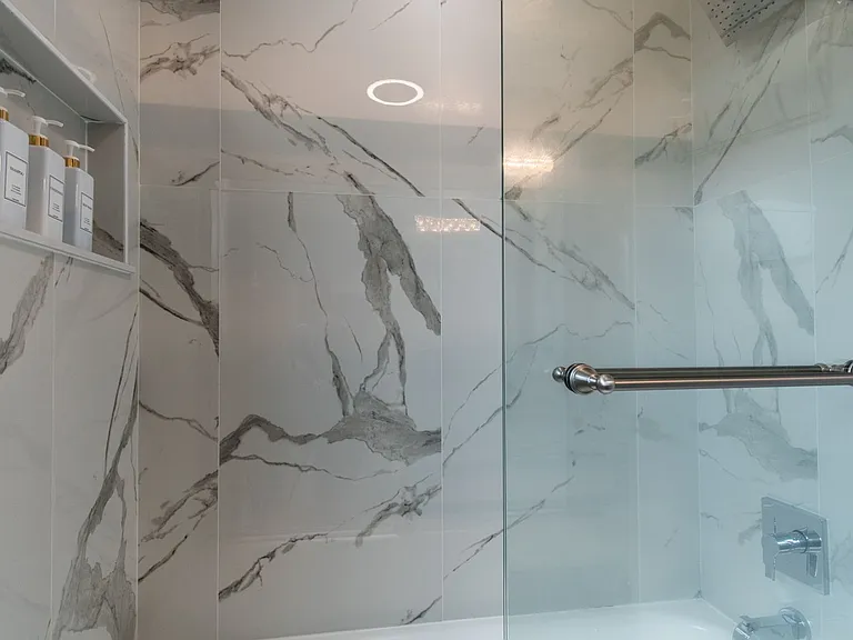 1117 Ocean Dr E #A — Photo 30