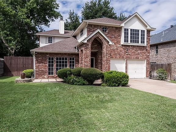 2nd image of 4328 Greenwood Ln