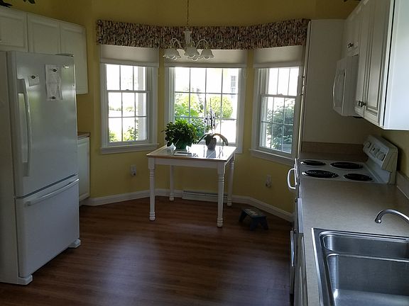 4th image of 2535 Lilac Ct