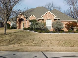 5724 Long Dr, Granbury, TX 76049