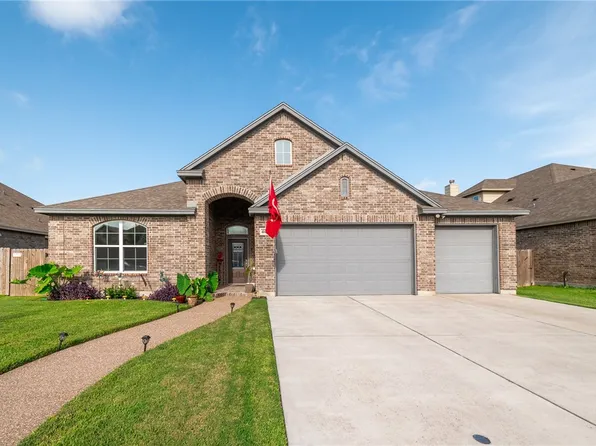 406 Gulfton Drive, Portland, TX 78374