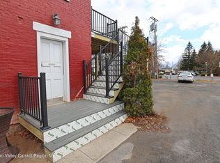 340 Main St APT 1, Saugerties, NY 12477