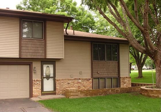1st image of 3820 Brookdale Cir N