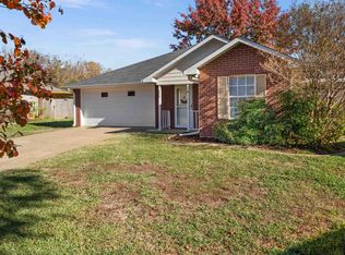 229 Willowbrook Ln, Whitehouse, TX 75791